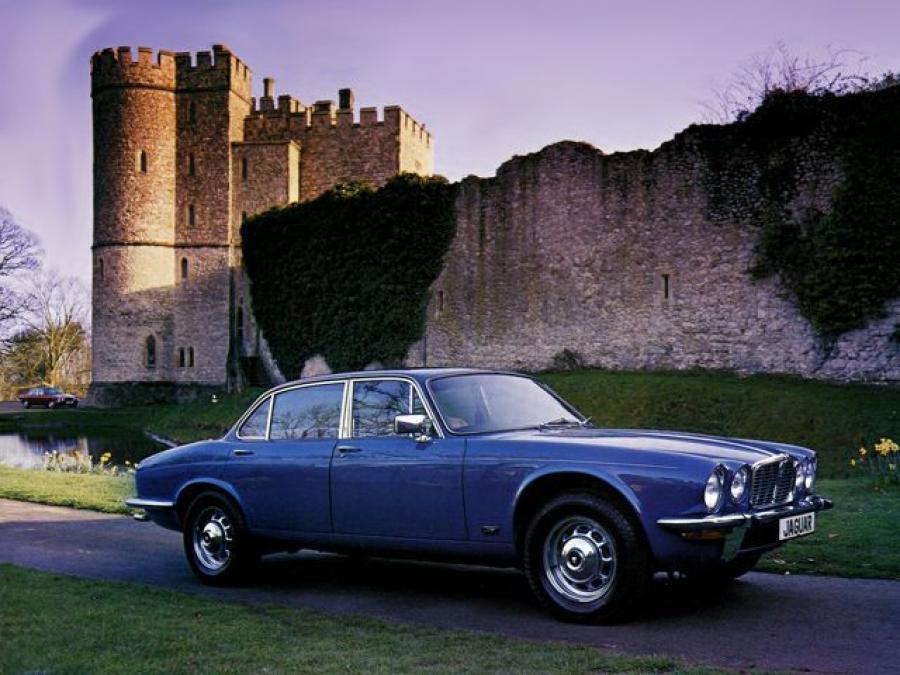  Jaguar XJ6 1973 года  (EU) (фото 1 из 5)
